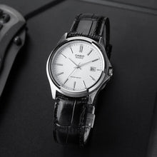 Load image into Gallery viewer, Casio watch Edifice watch men brand luxury quartz Waterproof Chronograph men watch racing Sport military Watch relogio masculino